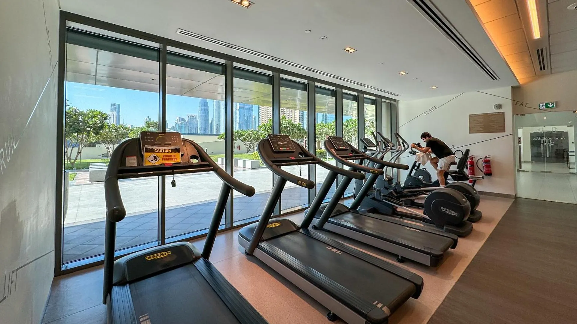 Luxury 1 Bedroom In The Heart Of Famous Downtown Dubai