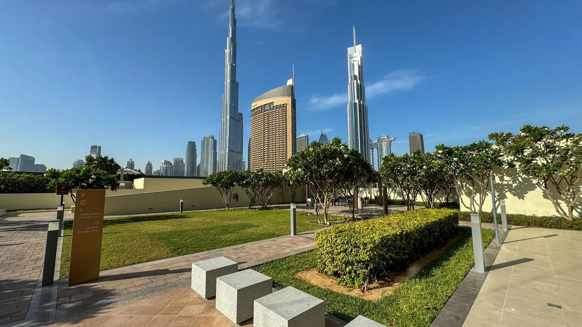 Apartment Luxury 1 Bedroom In The Heart Of Famous Downtown Dubai